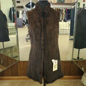 Natural Mahogany Knitted Mink Fur 30" Vest
